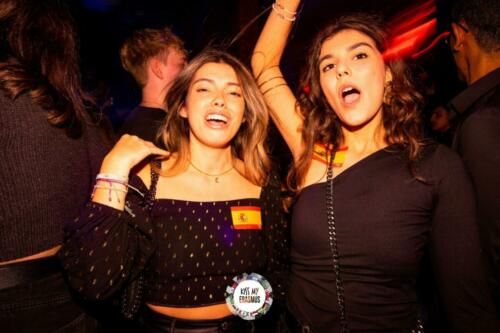 Kiss My Erasmus @Cafe Oz Chatelet