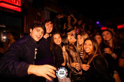 Kiss My Erasmus @Cafe Oz Chatelet