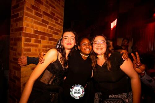 Kiss My Erasmus @Cafe Oz Chatelet