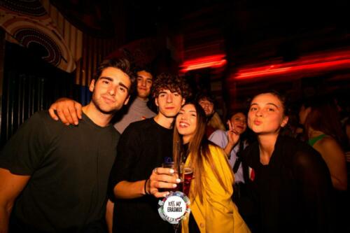 Kiss My Erasmus @Cafe Oz Chatelet