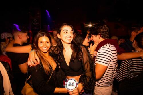 Kiss My Erasmus @Cafe Oz Chatelet