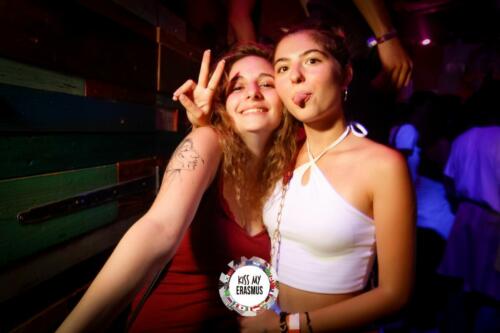 Kiss My Erasmus @ Cafe Oz (chatelet)
