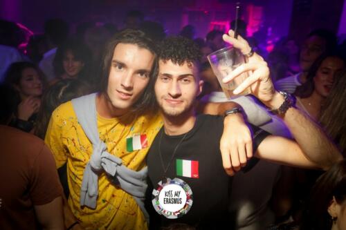 Kiss My Erasmus @ Cafe Oz (chatelet)