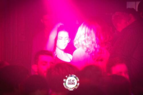 KISS140922 813