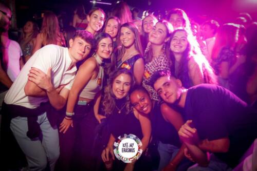 KISS210922 96
