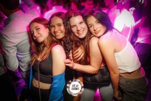 KISS280922 462