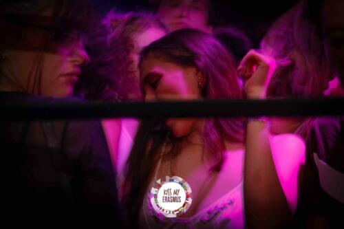 KISS280922 489